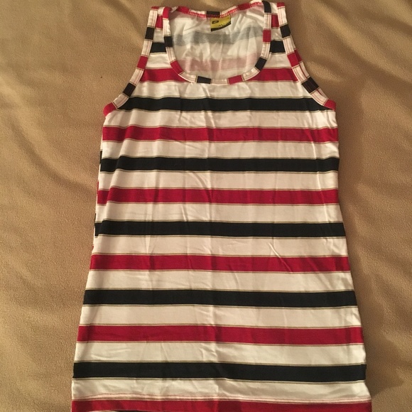 STRIPED REGATTA. - Picture 1 of 2